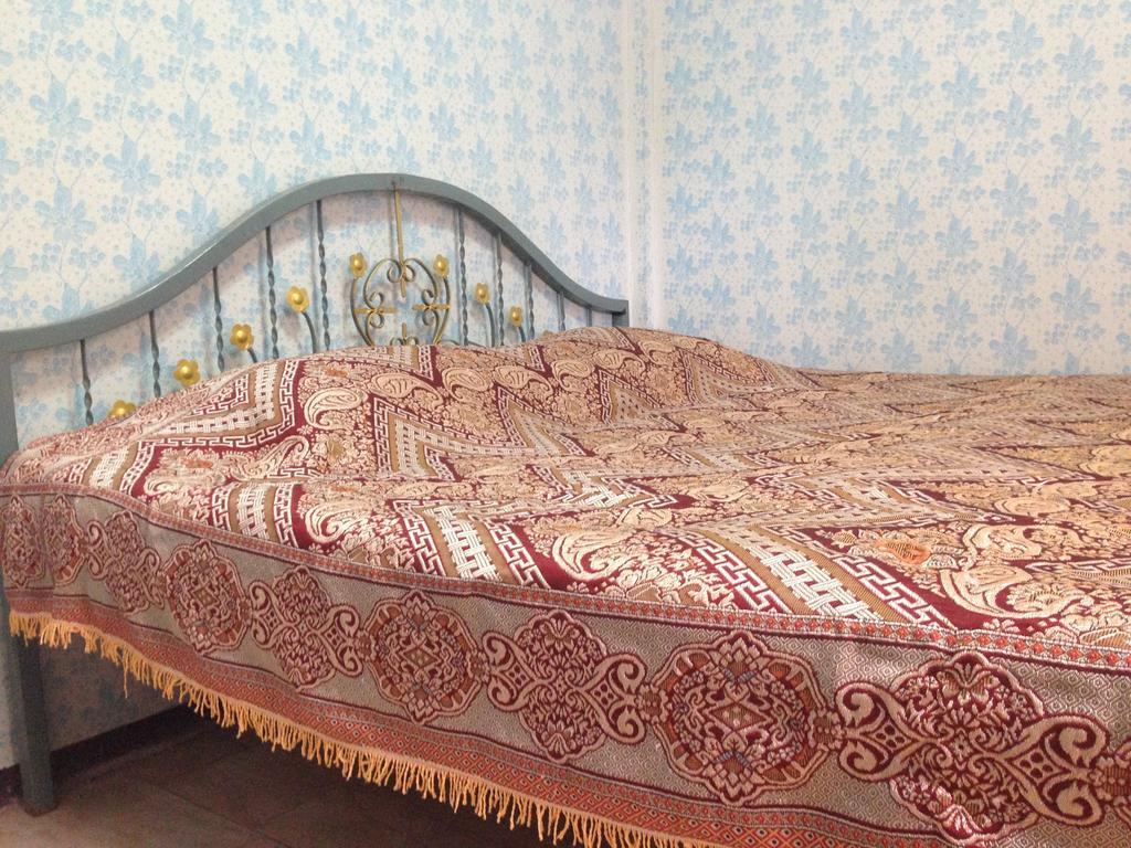 Three J Guesthouse Kamphaeng Phet Rum bild